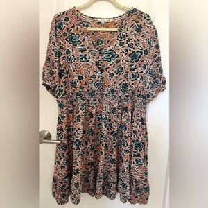 BOHO Fat Face UK, size 14, mini dress or long top. Flattering and flirty!